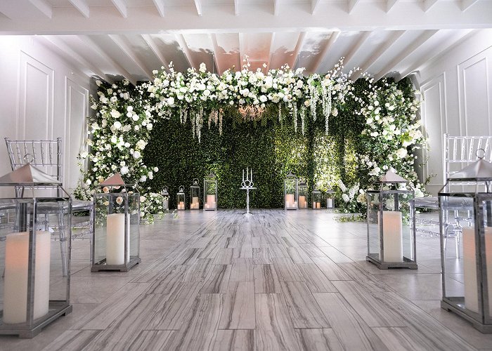 Albertson Wedding Chapel Albertson Wedding Chapel in Los Angeles. Stylish, intimate ... photo