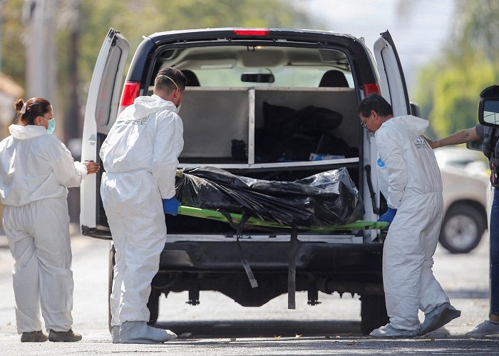 Crespo Cinco jóvenes son encontrados asesinados en central estado ... photo