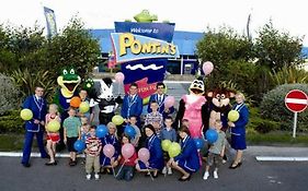 Pontins - Prestatyn Sands Holiday Park Hotel Exterior photo