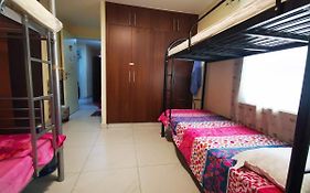 Bed Space For Females Near Metro Station Hostel Dubai Exterior photo