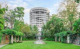 Taj Wellington Mews Aparthotel Mumbai Exterior photo