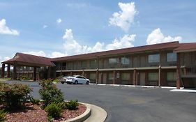 Red Roof Inn & Suites Cleveland, Tn Exterior photo