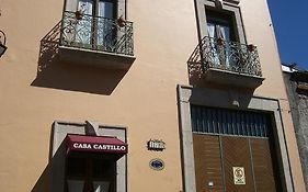 Hostal Casa Castillo Bed & Breakfast Morelia Exterior photo