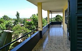 Santos'S House Hotel Sao Tome Exterior photo