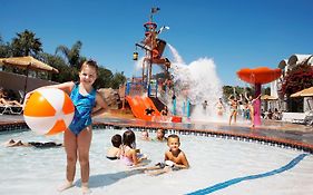 Howard Johnson By Wyndham Anaheim Hotel & Water Playground Facilities photo