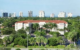 Hilton Naples Hotel Exterior photo