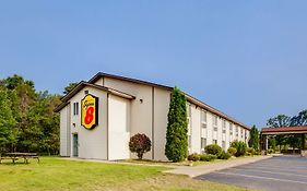 Super 8 By Wyndham Grayling Hotel Exterior photo