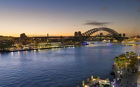 Pullman Quay Grand Sydney Harbour Hotel Exterior photo