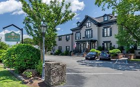 The Carriage House Inn Newport Middletown Exterior photo