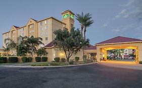 La Quinta By Wyndham Phoenix Mesa West Hotel Exterior photo