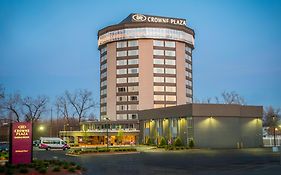 Crowne Plaza Saddle Brook, An Ihg Hotel Exterior photo