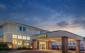 Super 8 By Wyndham Menomonie Wi Motel Exterior photo