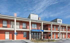 Baymont By Wyndham Cleveland Motel Exterior photo