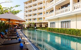 Wyndham Garden Hoi An Cua Dai Beach Hotel Exterior photo