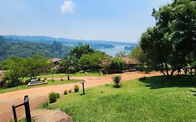 Da Gama Lake Cottages - Coral Tree And Cormorant Cottages White River Exterior photo