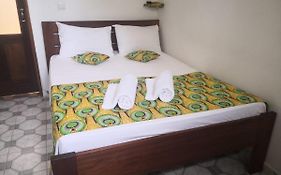 Micaval Residential Bed & Breakfast Sao Tome Exterior photo