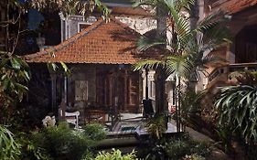 Sania'S House Hotel Ubud  Exterior photo