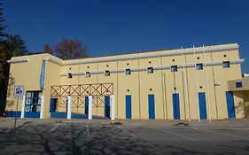 Hi Faro - Pousada De Juventude Hostel Exterior photo