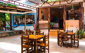 Yaxche Centro Hostal Y Camping Hostel Bacalar Exterior photo