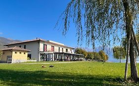 Lake Como Beach Hostel Domaso Exterior photo