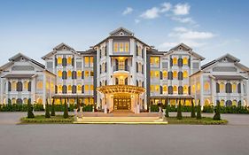 Le Thatluang D'Or Boutique Hotel Vientiane Exterior photo