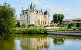 Chateau Hotel Grand Barrail Saint-Emilion Exterior photo