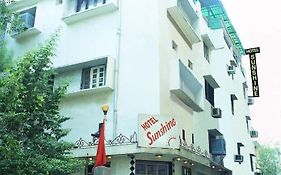 Hotel Sunshine New Delhi Exterior photo