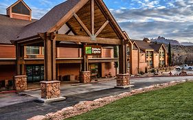 Holiday Inn Express Springdale - Zion National Park Area, An Ihg Hotel Exterior photo