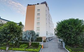 Lemon Tree Hotel Chandigarh Exterior photo