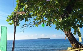 Island Front - Bangcogon Resort And Restaurant Oslob Exterior photo