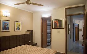 Woodpecker Apartments Hauz Khas New Delhi Exterior photo