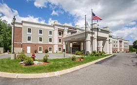 Hampton Inn & Suites Berkshires-Lenox Exterior photo