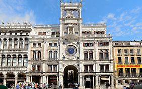 Bellevue Luxury Rooms - San Marco Luxury Venice Exterior photo