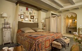 Alodia Guest House Alquezar Room photo