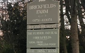 Brickfields Farm Bed & Breakfast Kirkbymoorside Exterior photo