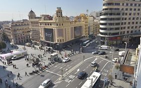 Hostal Valencia Madrid Hotel Exterior photo