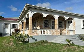 Casa Patricia Villa Cades Bay Exterior photo