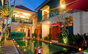 The Green Zhurga Suite Kerobokan  Exterior photo