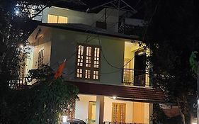 Oriole Homestay Thekkady Exterior photo