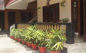 Prems Homestay Kochi Exterior photo