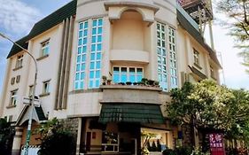 Hua Xiang Motel - Fengshan Kaohsiung Exterior photo