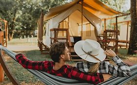 Wildhaven Sonoma Glamping Hotel Healdsburg Exterior photo