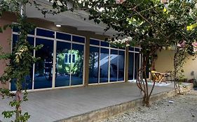 Lavender Seenu Feydhoo Addu City Apartment Exterior photo