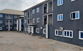 Tovia Hotel And Suite Limited Benin City Exterior photo