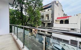 Olive Service Apartments - Green Park New Delhi Exterior photo