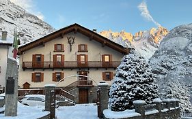 Hotel Des Glaciers Courmayeur Exterior photo