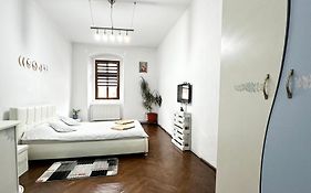 Studio Apartment Alex Sibiu Exterior photo