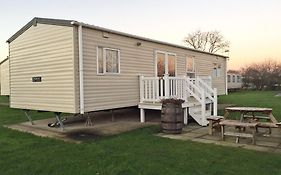 Tollerton Holiday Park Hotel Huby Exterior photo