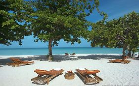 Grand Pineapple Beach Negril Hotel Exterior photo