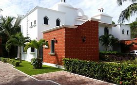 B&B Villa Hibiscus Playa del Carmen Exterior photo